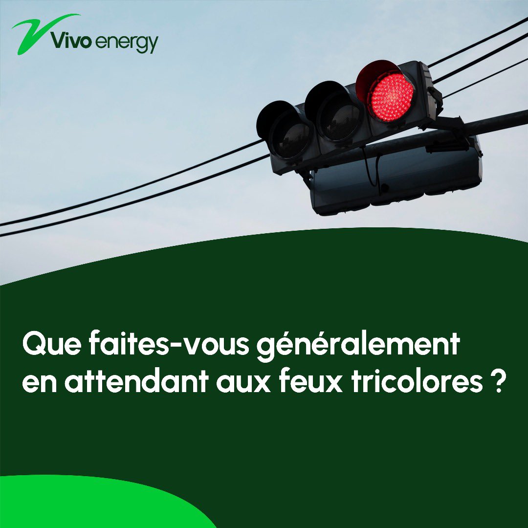 Quand vous êtes à l’arrêt à un feu tricolore, vous en profitez pour faire quoi ? Regarder autour de vous ? Vérifier votre téléphone (👀) ? Lancer un petit regard dans le rétro ?

Dites-nous en commentaire, on est curieux de savoir ! 👇 
#SécuritéRoutière #VivoEnergy