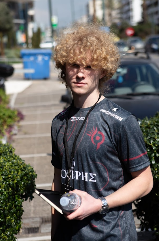 Hildebrandt (@hildebrandtlol) on Twitter photo Winter split has been over for a week now, I am very disappointed with the result, most of all upset at myself for not doing better.
However, this was my first LAN experience, and it was absolutely incredible. Thank you to everyone at <a href="/teamparadoxgr/">Team Paradox</a> for showing up to the event, Winter split has been over for a week now, I am very disappointed with the result, most of all upset at myself for not doing better.
However, this was my first LAN experience, and it was absolutely incredible. Thank you to everyone at <a href="/teamparadoxgr/">Team Paradox</a> for showing up to the event,