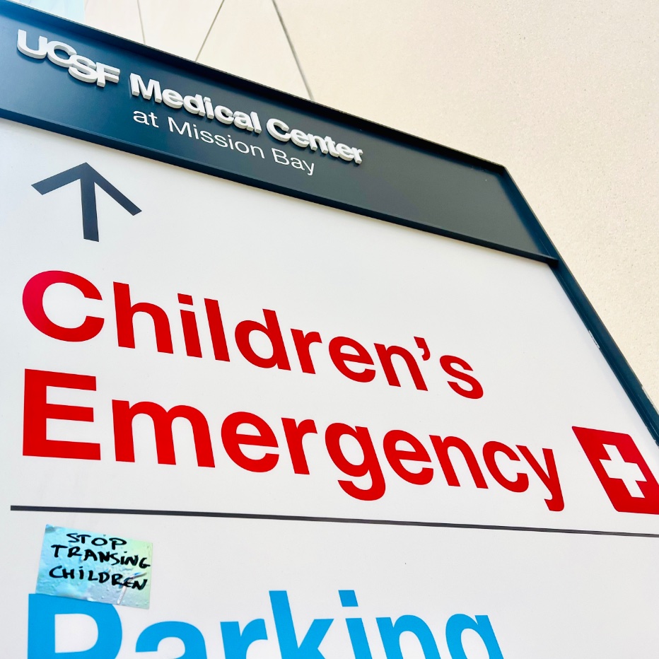 aVeryGoodTyrone's tweet image. To address a psychosocial ill -- gender dysphoria -- doctors sterilize, castrate, and remove healthy body parts from children and vulnerable young adults. One day, the laws and the lawsuits will make them stop. In the meantime, will stickers make them think? One can dream……