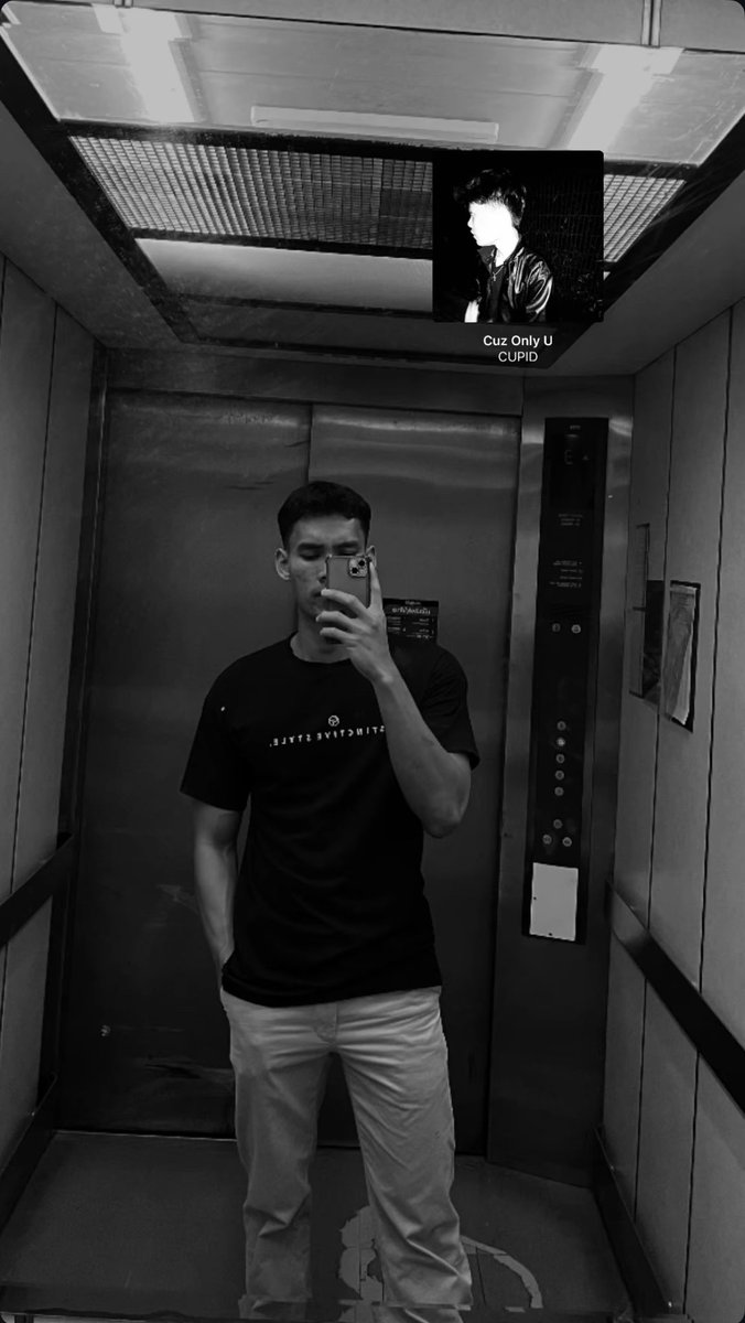 เอกอังกฤษ ต้องมาติวละ 🧠👨🏼‍🎓
ติวเองไม่เข้าสมองเลย📚😩