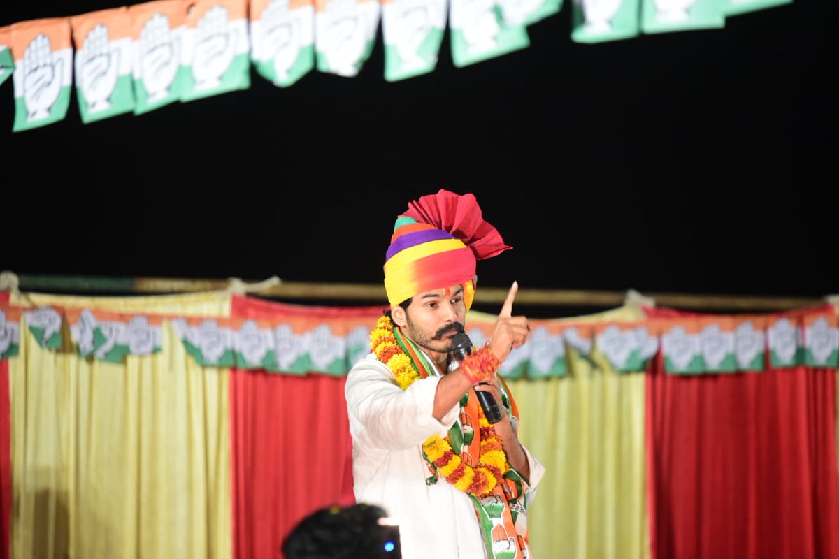 Ramratan_jaipur's tweet image. बड़े भाई अभिषेक चौधरी जी जो nsui के पूर्व प्रदेशाध्यक्ष व झोटवाड़ा से कांग्रेस प्रत्याशी रहे हैं जिनका एक अलग ही अंदाज है जो लोगों को बहुत ही ज्यादा पसंद है हम सब की दुआ बड़े भाई के साथ है और आने वाले समय में यह आवाज विधानसभा में गूंजेगी ♥️🫂👑
#BOOS 
@withabhinsui 
@JATbera1