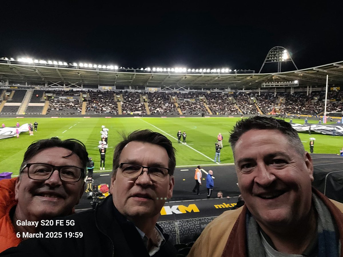 What a game! My first match since we renewed our sponsorship with The Airlie Birds, and it did not disappoint! A thrilling clash as FC battled to a draw against table-topping Leigh.

#SoluTech #COYH