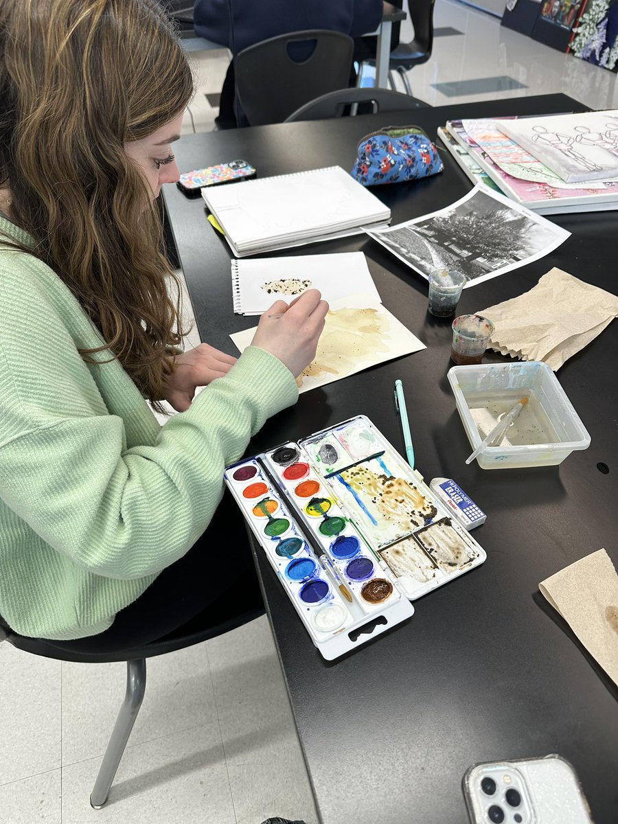SUSAN KOLENDA (@lhs_visualart) on Twitter photo LHS drawing/painting student artists thinking creatively using coffee and charcoal for paintings! Experimenting w materials during Youth Art Month!
<a href="/LHSRI/">Lincoln High School</a> <a href="/KenHopkinsJr/">Ken Hopkins Jr.</a> <a href="/YAM/">yam</a> LHS drawing/painting student artists thinking creatively using coffee and charcoal for paintings! Experimenting w materials during Youth Art Month!
<a href="/LHSRI/">Lincoln High School</a> <a href="/KenHopkinsJr/">Ken Hopkins Jr.</a> <a href="/YAM/">yam</a>