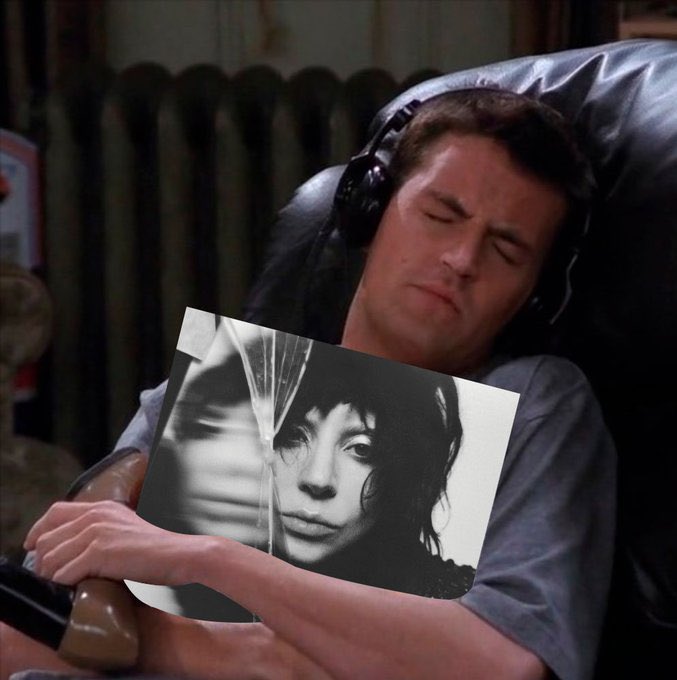 gagasourcelgs's tweet photo. Como tá a Listening Party aí na casa de vocês? Não se esqueçam de postar prints ouvindo o "Mayhem", com as tags #SantanderComAMother e #SMUSIC, aqui nos comentários...  a gente tá de olho em tudo! 👀🔥 https://t.co/qyfSj7TJv1