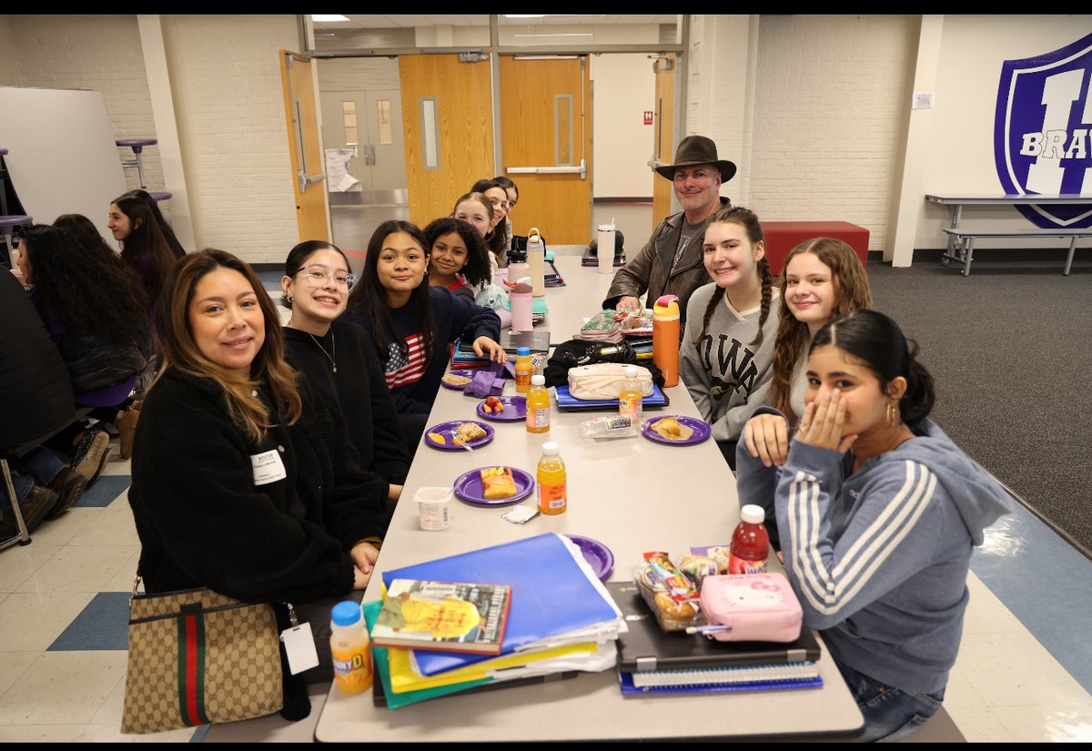 This morning, we had the honor of celebrating our top achievers at the Brilliant Brave Breakfast. Keep leveling up Braves!