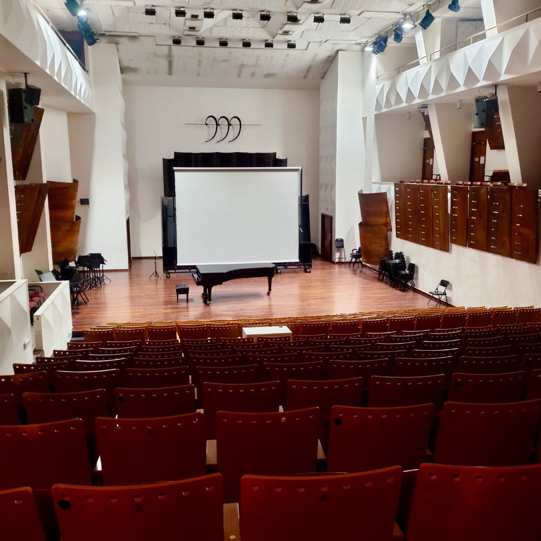 Notasenconexion's tweet photo. Notas en Conexión se celebrará en nuestra sede de Tenerife del Conservatorio Superior de Música de Canarias,concretamente en el Auditorio Antonio Lecuona, 🎶

Recuerda que si quieres asistir, puedes inscribirte aquí: https://t.co/ZUTSRQKLJr https://t.co/jh9TqjFklD