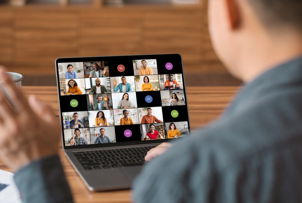 ariaavrentals's tweet image. Need the right tech for a smooth webinar or virtual event? We’ve got you covered with cameras, microphones, laptops, and more! Renting means you get top-quality gear without the hassle—just set up, stream, and impress.
#VirtualEvents #EasyStreaming #TechMadeSimple #AriaAV