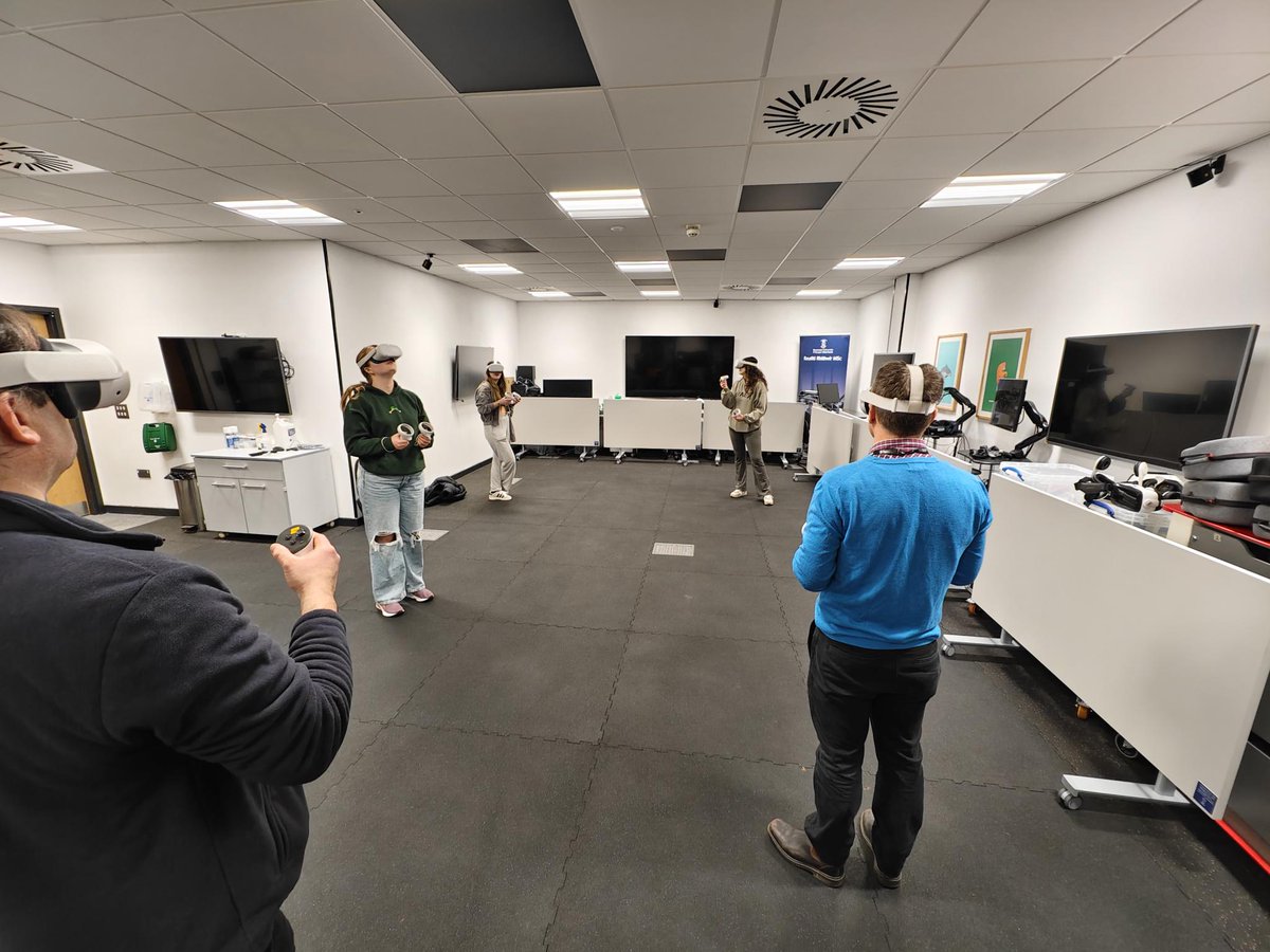 Today, we introduced final-year tourism students to VR tourism. The Library of Realities (<a href="/LORealities/">Library Of Realities</a>) is an excellent resource for discovering these kinds of experiences!