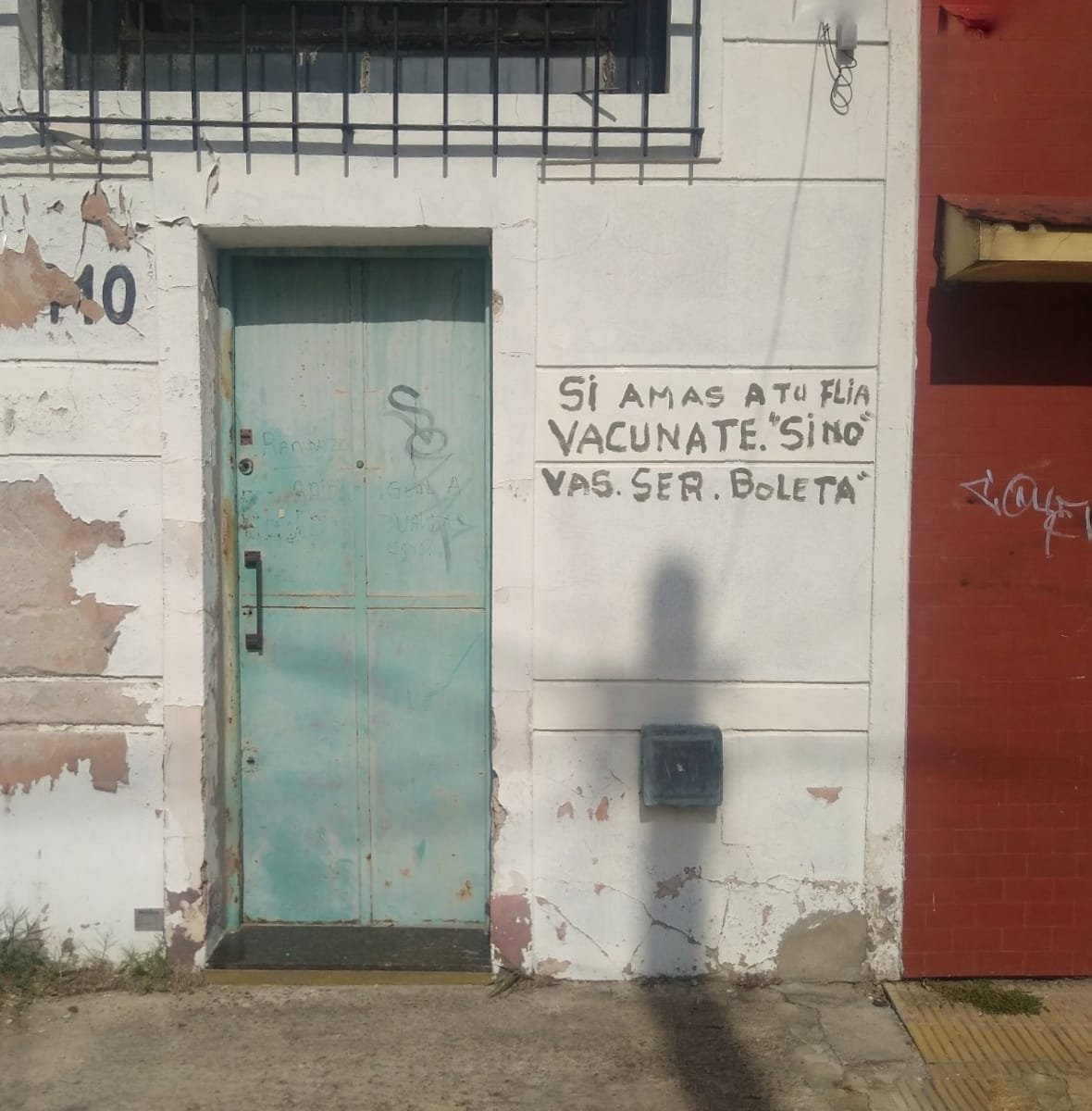 Hay brote de sarampión en el AMBA, por favor a vacunarse. No quiero volver al siglo XIX. 
Vacunate contra el sarampión sino vos contagiar. Yo contagiar. Todos contagiar.