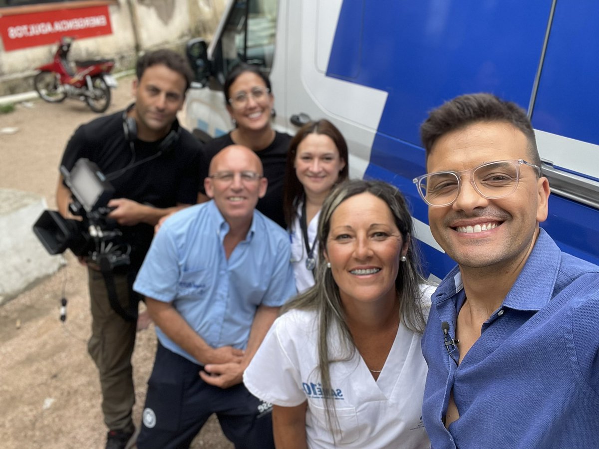 Hoy en <a href="/TelenocheUy/">Telenoche</a> te mostraremos el trabajo de los servicios de los equipos médicos de emergencia.
Nos subimos a una ambulancia e ingresamos a la sala de emergencias de un hospital para que vean a todo lo que se enfrentan quienes tiene la misión de salvar vidas cada día.