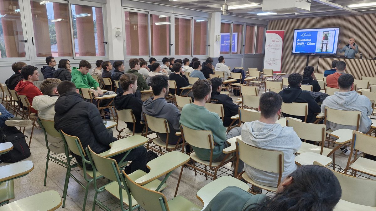 Departament Informàtica Institut Montilivi tweet media