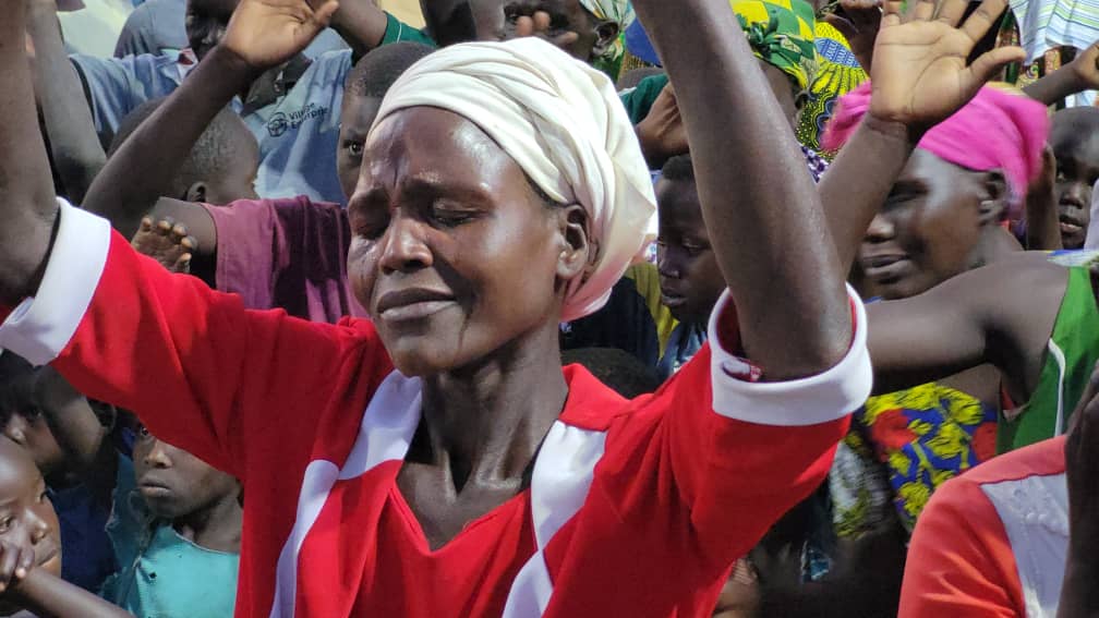 Decodiuganda's tweet photo. Decodiuganda Kingdom Impact in Amuria – 105 Souls Won!
Day 2 of the Abarilela, Amuria crusade was a testament to the power of the gospel, with 105 souls choosing Christ. At Decodi, we believe that our actions echo in eternity, and every sermon, prayer, and effort is making change https://t.co/BPWO3fHO8q