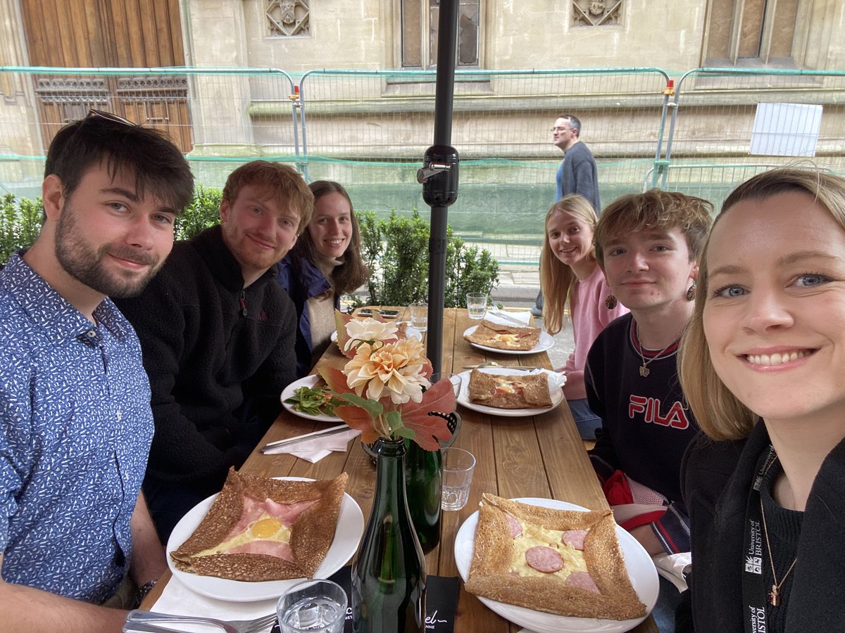 Lovely way to end the week with a lab outing for galettes 🧫🧪🥞