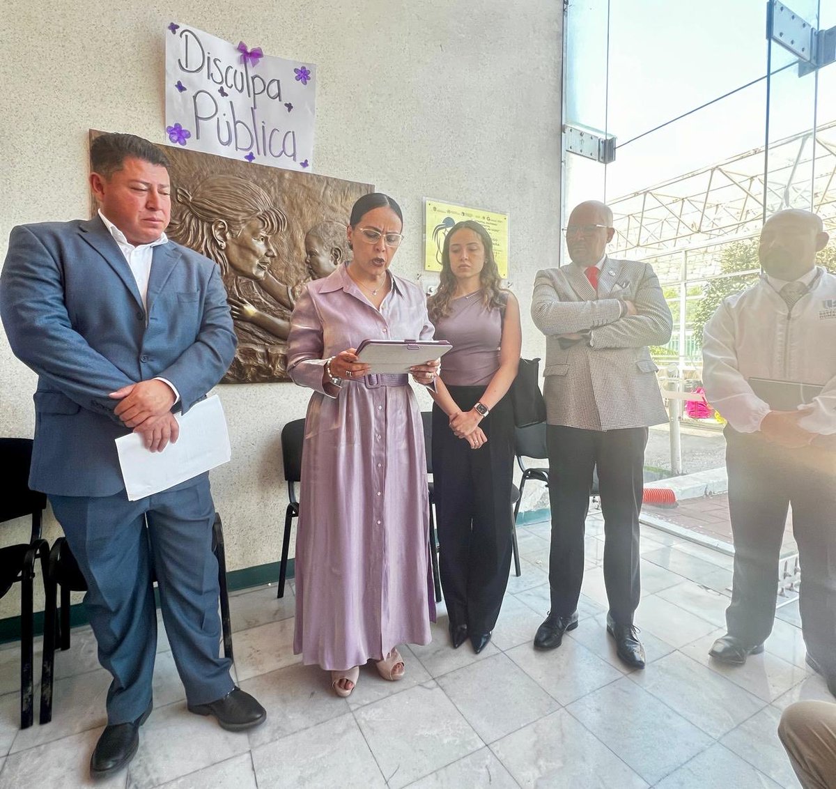 jogueagui's tweet photo. A un día del #8M se hizo una disculpa pública a mi esposa por la violacion a sus derechos humanos por parte del ISEM (Hospital Materno Parinatal Mónica Pretellini)(Recomendación 08/24) esperemos que se haga justicia. Un reconocimiento a mi esposa por su gran valor por denunciar. https://t.co/yAH6l7kTDp