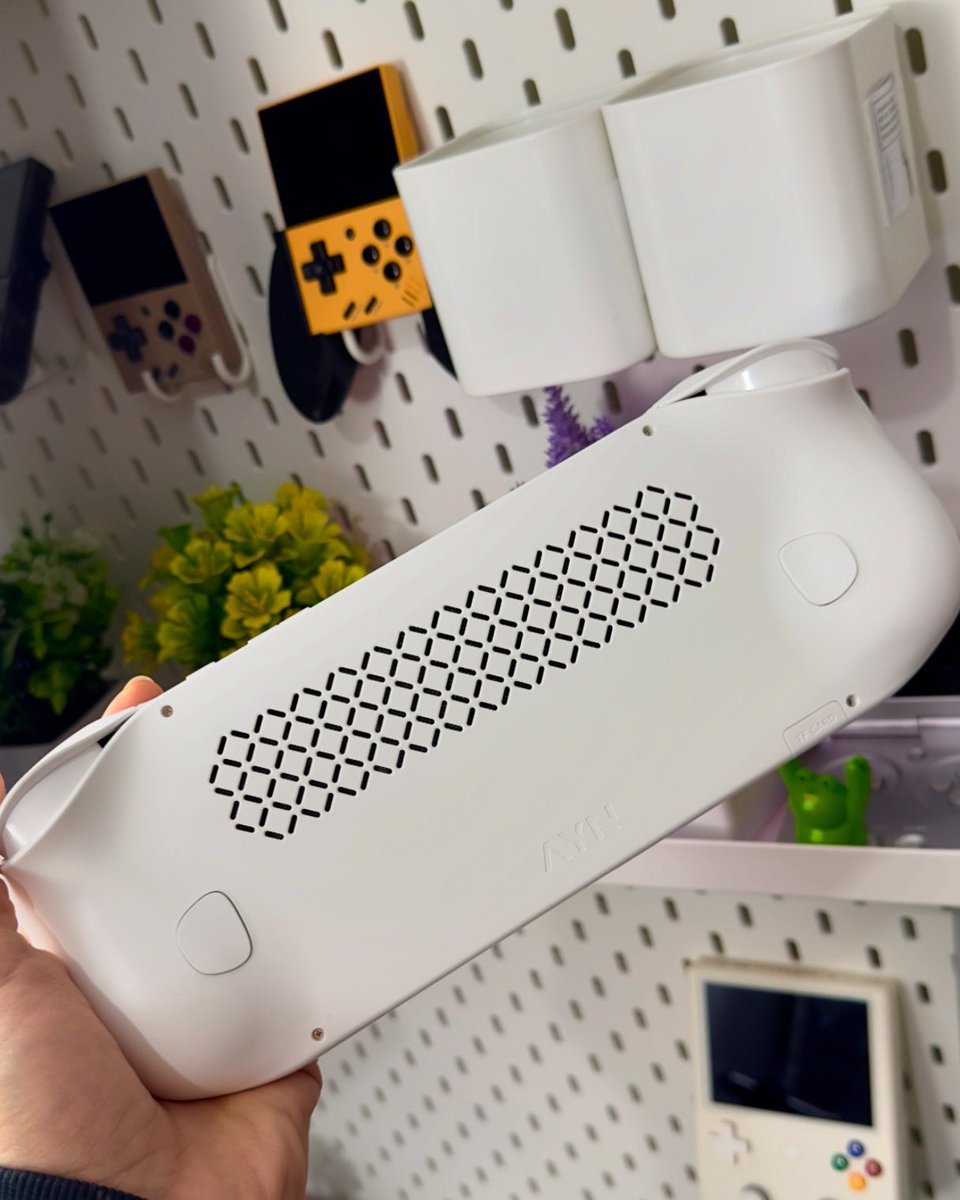 Retro Gaming Consoles tweet media