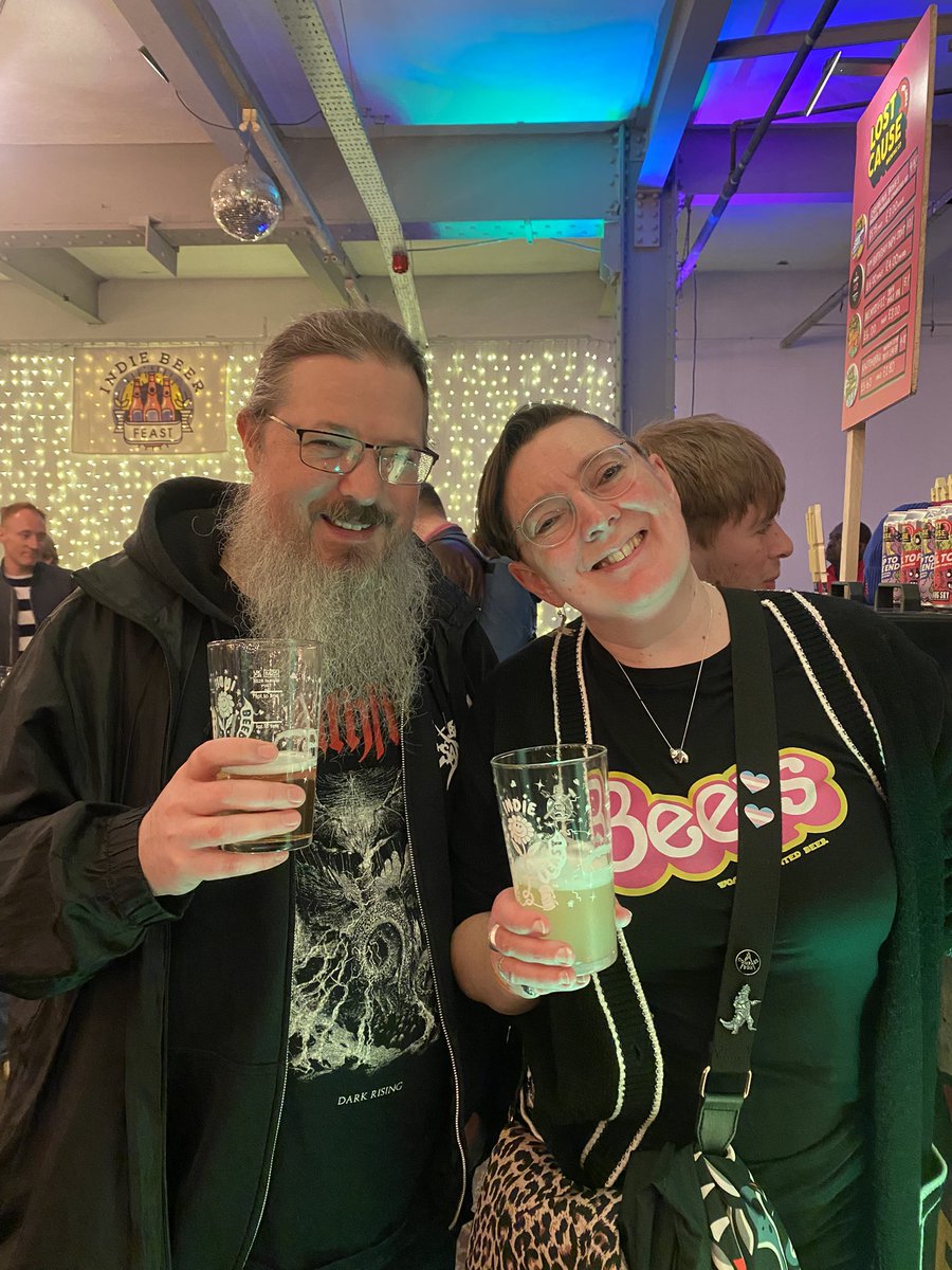 Fri night crowd snaps 🫶📸 
Cheers folks, see you all for day two tomorrow. They’ll be tickets for both sessions on the door, Sat Session One limited though so get down early. £15 (card sales only). #IndieBeerFeast