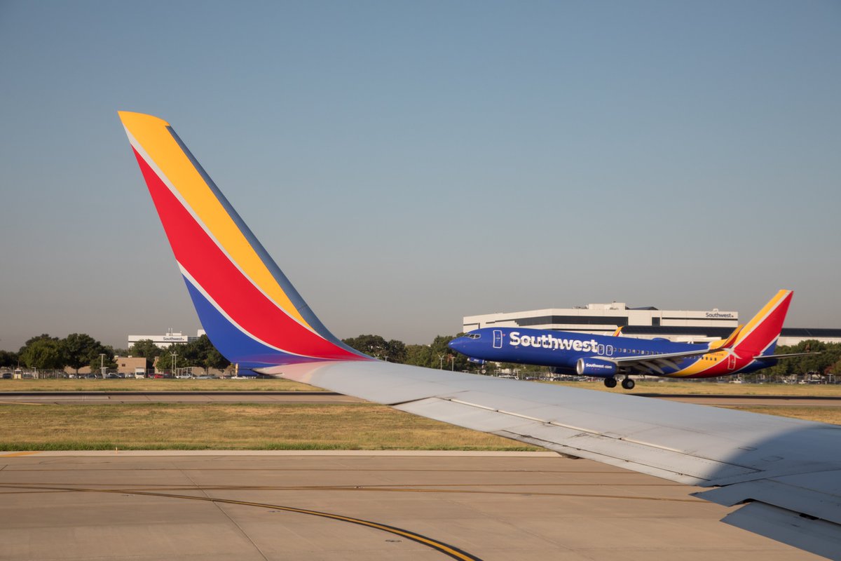 watterson_am's tweet photo. @SouthwestAir  2025 performance through February: both #1 ontime &amp; #1 in fewest extreme delays among major U.S. mainland carriers, and we’ve flown 98.3% of our published flight schedule, a year-over-year improvement. I am so proud of the work of our People! https://t.co/0O4H2jcuaI