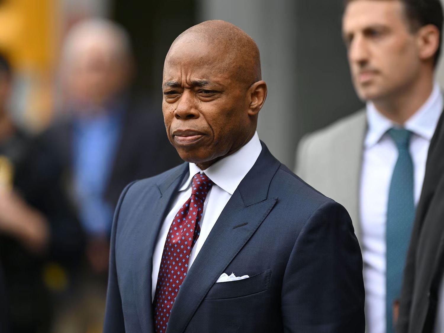 纽约南区3名检察官的职务被暂停

美国司法部暂停涉及纽约市长、爱泼斯坦经纪人及 SBF 案件检察官职务

司法部暂停了 3 名曼哈顿（纽约南区）检察官的职务，其中 2 名检察官起诉了纽约市长埃里克·亚...