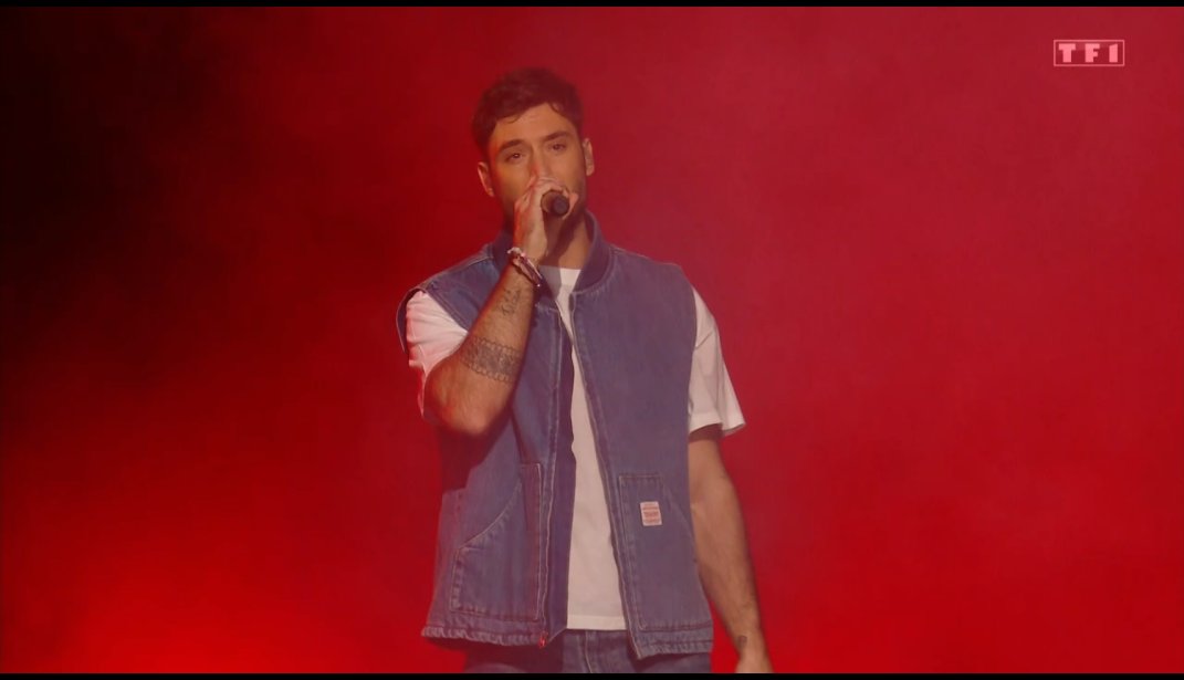 L'enchainement des trois, on a eu le tiercé gagnant. #LesEnfoirés #LesEnfoirés2025