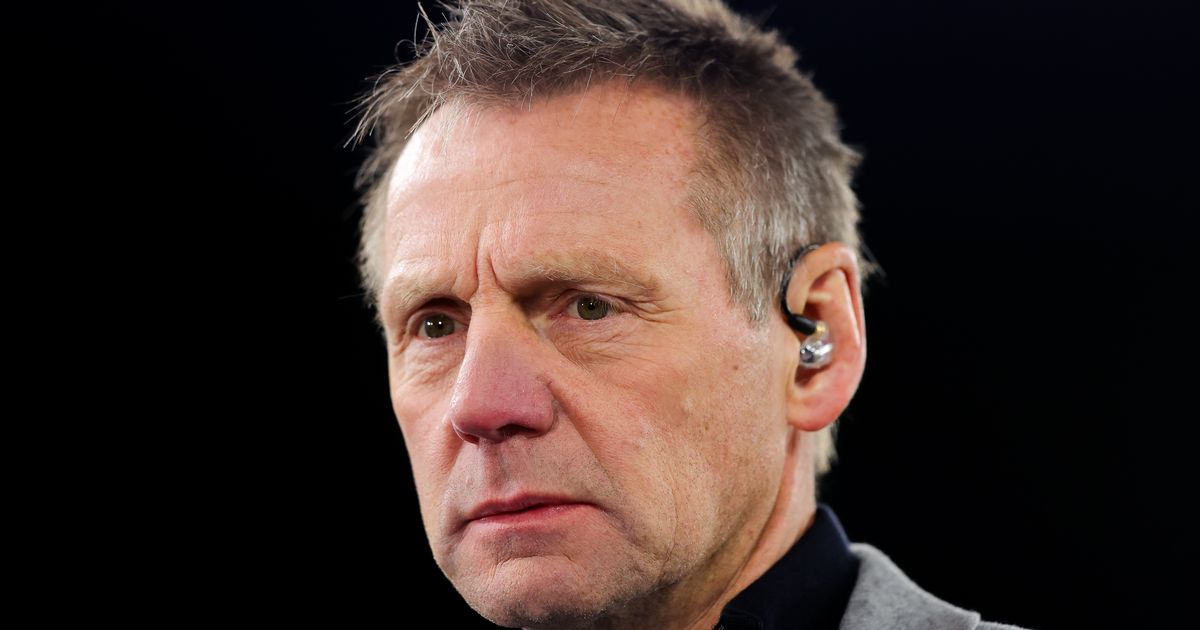 BREAKING: A plane carrying Stuart Pearce had to be diverted mid-air after the England passenger suffered a health scare at 30,000ft

mirror.co.uk/sport/football…