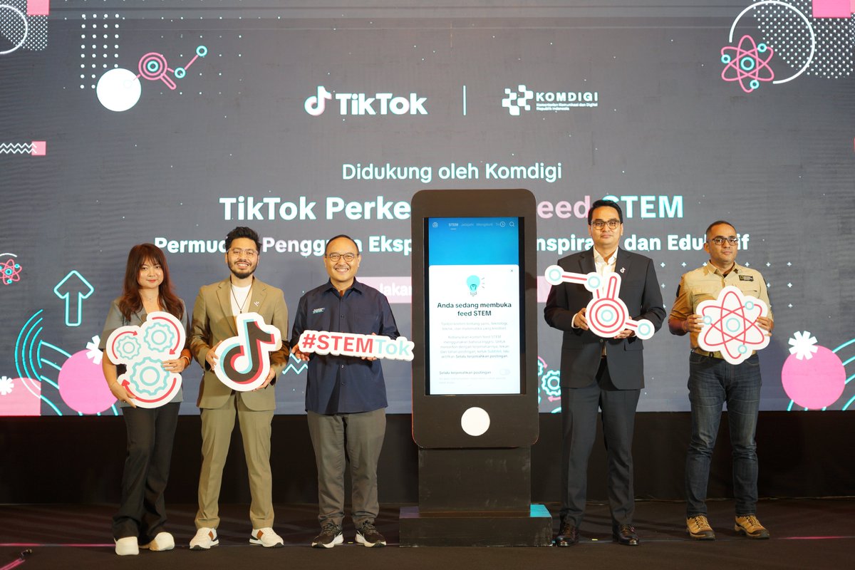 TikTokComms's tweet photo. Honored to be supported by Indonesia's Ministry of Communication & Digital at the launch of TikTok’s STEM Feed in Indonesia! 🇮🇩✨ Together, we’re supporting STEM education and empowering future digital talent with enriching, educational content. 🚀📚
#STEMFeed #LearningOnTikTok https://t.co/j2Bkqk61k1