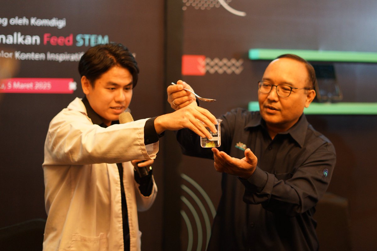 TikTokComms's tweet photo. Honored to be supported by Indonesia's Ministry of Communication & Digital at the launch of TikTok’s STEM Feed in Indonesia! 🇮🇩✨ Together, we’re supporting STEM education and empowering future digital talent with enriching, educational content. 🚀📚
#STEMFeed #LearningOnTikTok https://t.co/j2Bkqk61k1