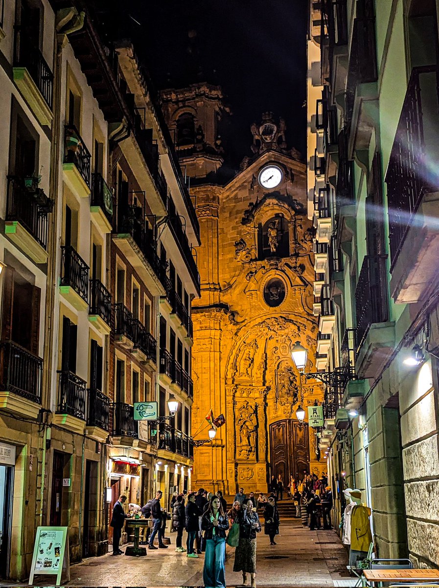 Can think of worse spots to spend a Friday afternoon in😎