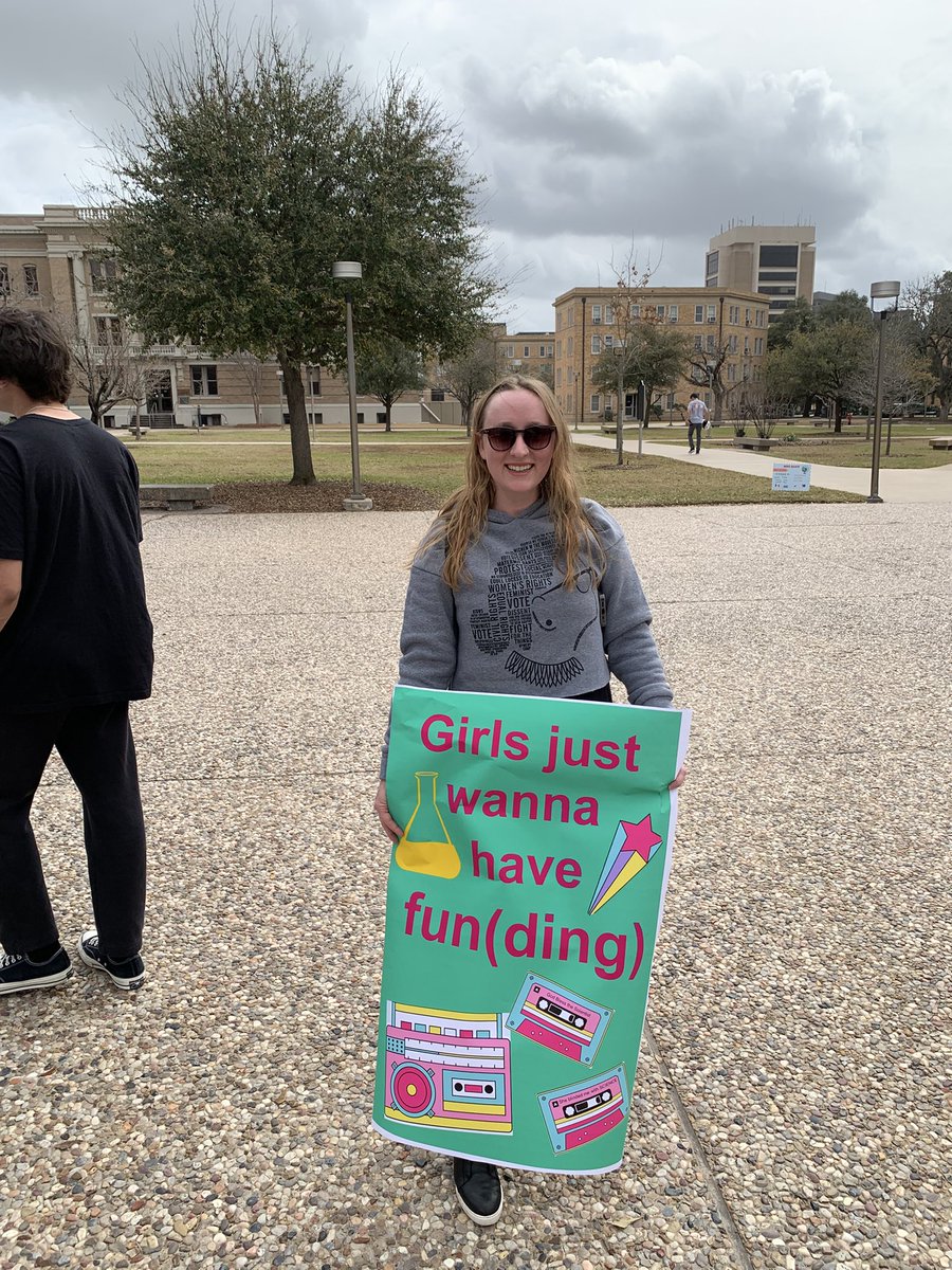 THANK YOU to everyone who showed up to #standupforscience at Texas A&amp;M!! 🥰✊🧪

#sciencenotsilence