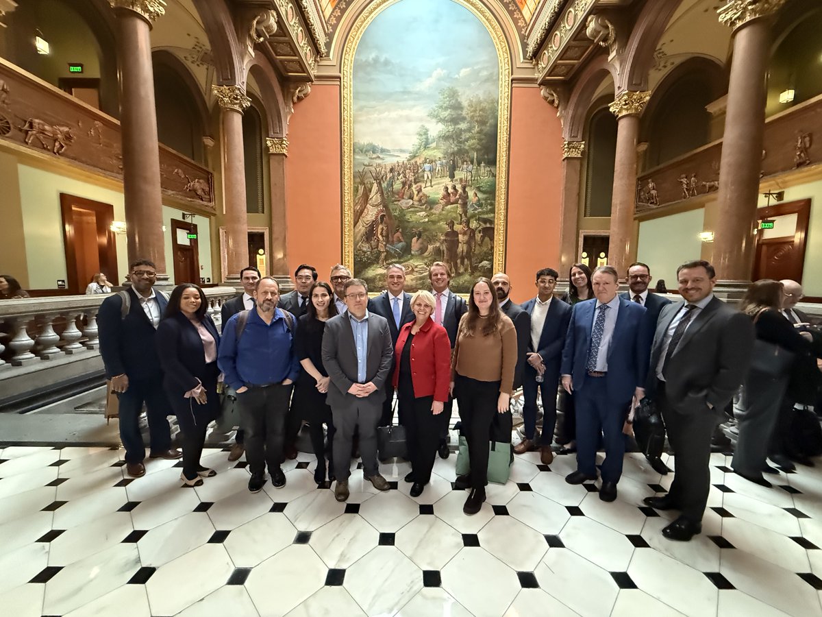 TechNetMidwest's tweet image. 🚀 What an exciting day it was! IL Tech Day was a success as we met with policymakers to advocate for innovation, smart tech policy, and workforce development. Thanks to our sponsors @amazon, @aurora_inno, @wearehims, @Cisco, @Uber, and @Waymo