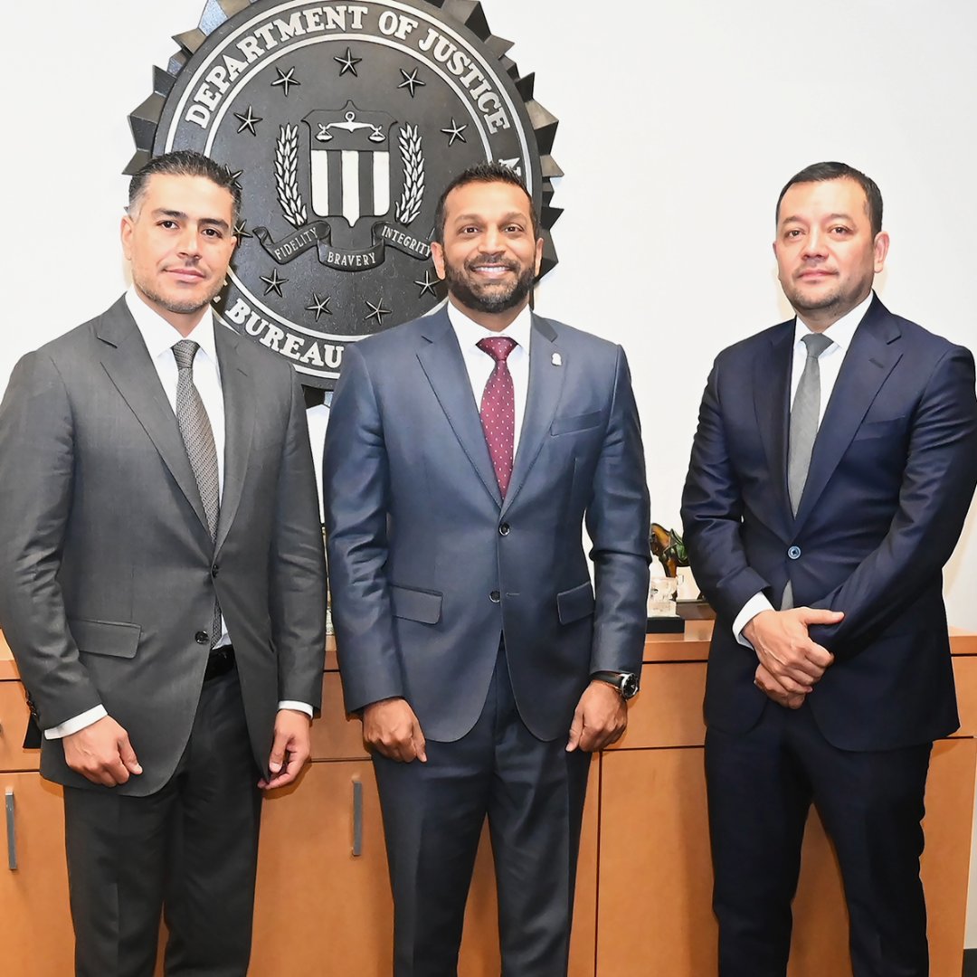 . <a href="/FBIDirectorKash/">FBI Director Kash Patel</a> welcomed Mexican officials to #FBI HQ for a meeting that marked a historic milestone with the removal of 29 individuals, including 8 FBI subjects. The gathering strengthens our partnership in pursuing justice and community safety.