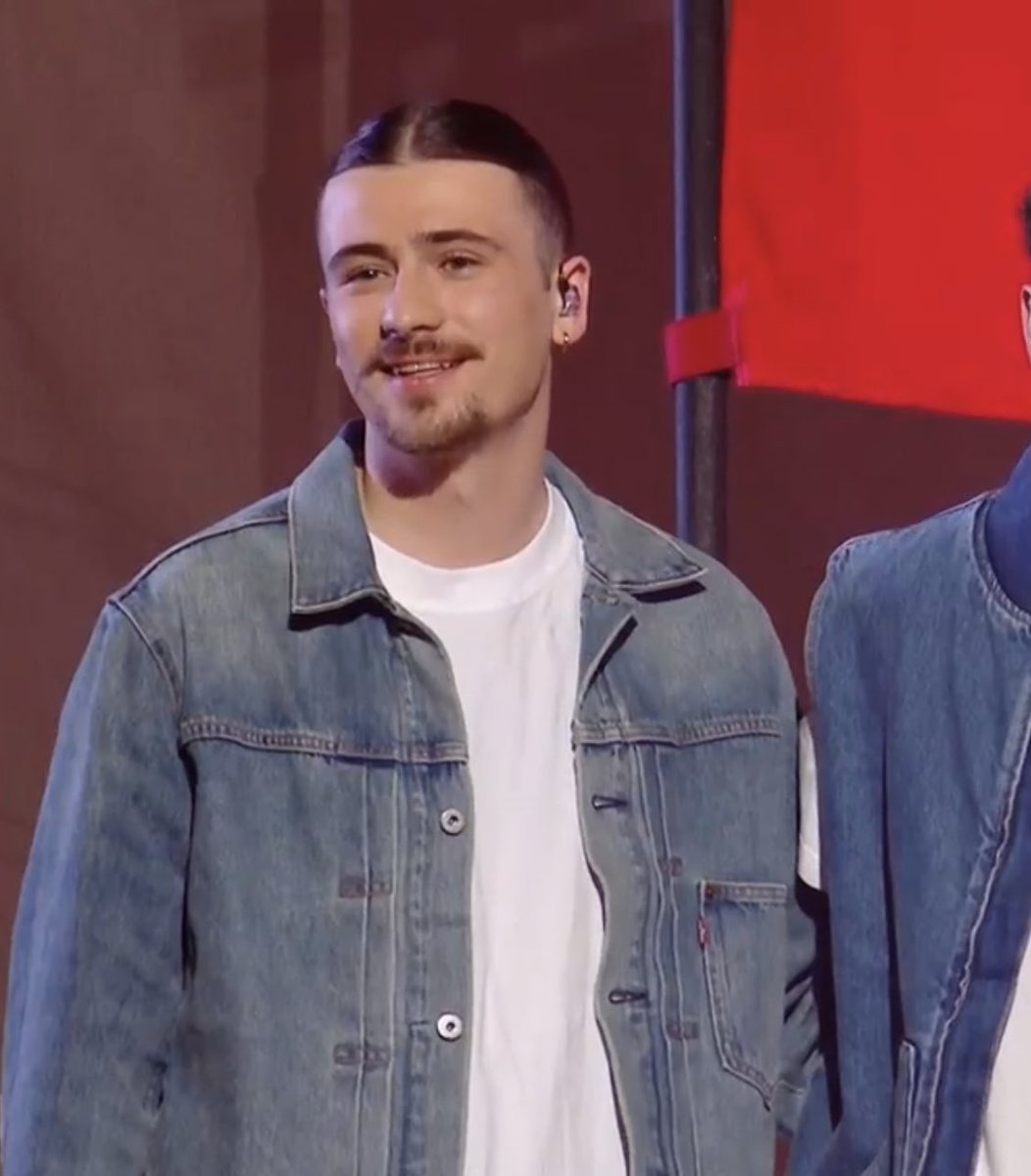 un jour j’en parlerai dans mon livre….✨
#Enfoirés2025