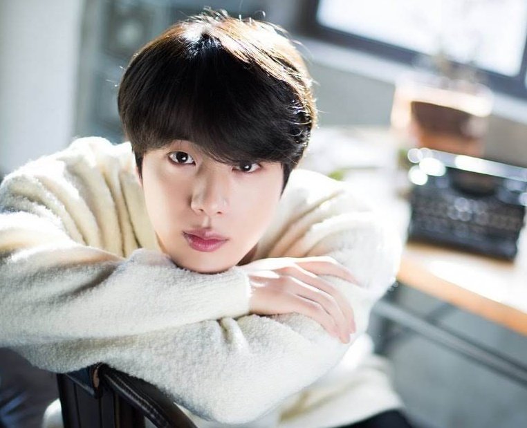 deka160618's tweet photo. Hello Mr. BOSS @BossGlobalRadio! It would make me so happy to hear
 #IIIbethere  by #JIN

Could you play it?
Thanks 🐹 💕 https://t.co/G8mSpB1w4d