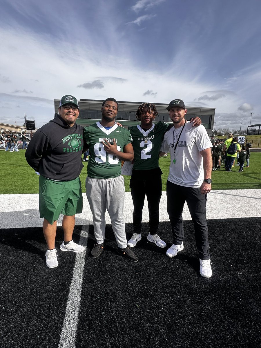 trae scott (@thetraescott) on Twitter photo Had a great time helping at the Special Olympics today! <a href="/Bradford_Jaden1/">Jaden Bradford</a> <a href="/Coach__Shirley/">Cameron Shirley</a> <a href="/Coach_delReal/">Amaury del Real</a> Had a great time helping at the Special Olympics today! <a href="/Bradford_Jaden1/">Jaden Bradford</a> <a href="/Coach__Shirley/">Cameron Shirley</a> <a href="/Coach_delReal/">Amaury del Real</a>