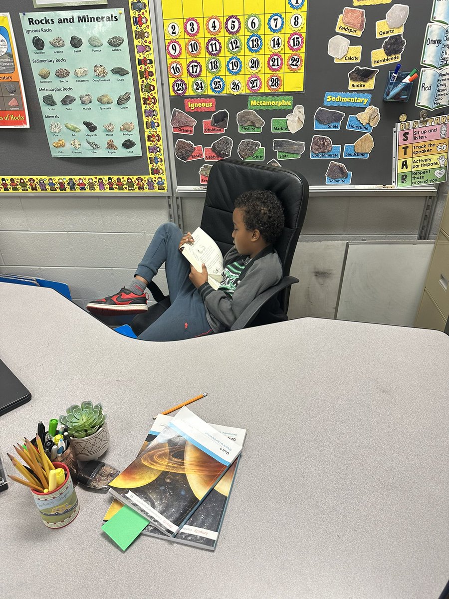 Slate Hill 3rd Grade Team tweet media