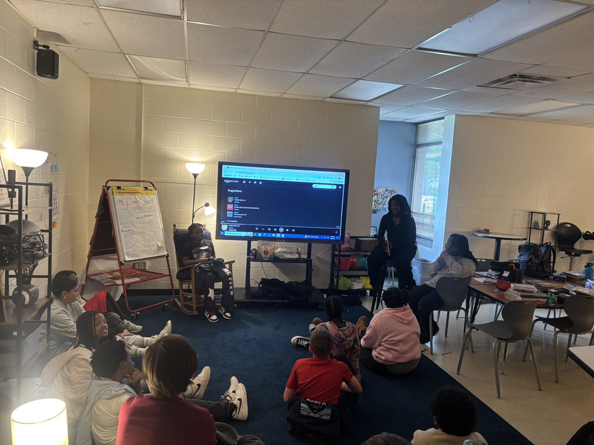 Lady Trojans Basketball tweet media