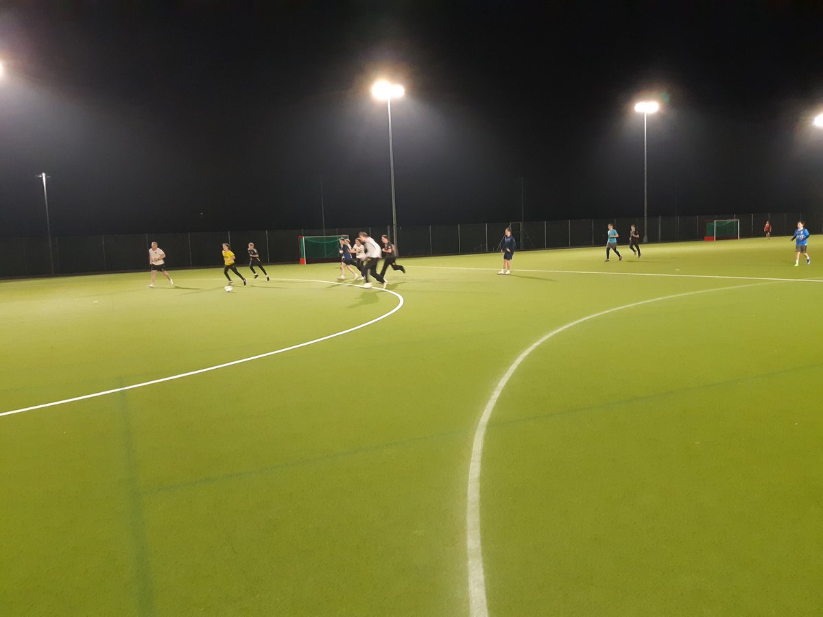 David J. Barnes tweet media