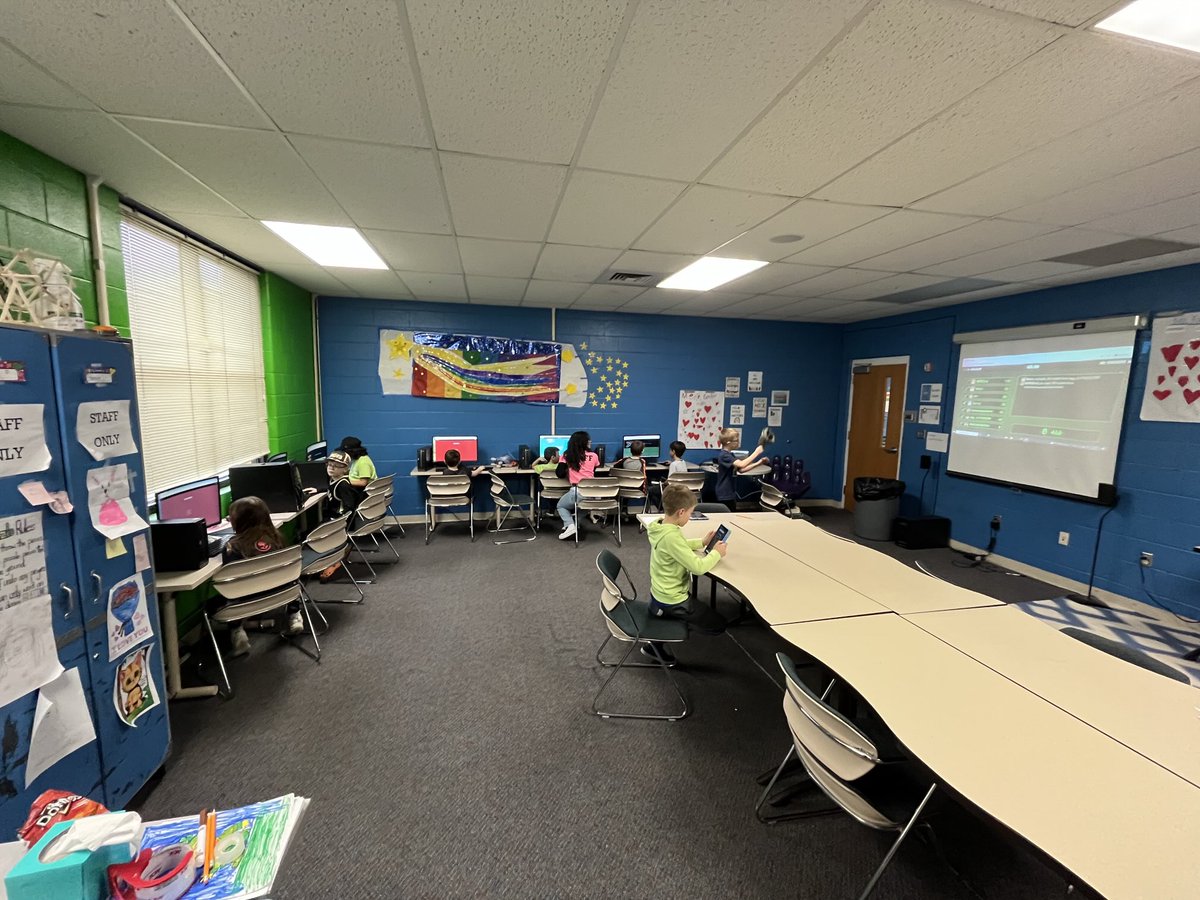 BGCBooneCounty's tweet image. Blooket challenge for #INkids today at the Zionsville Unit.