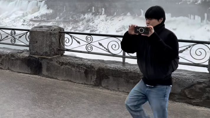 doyoung at niagara falls