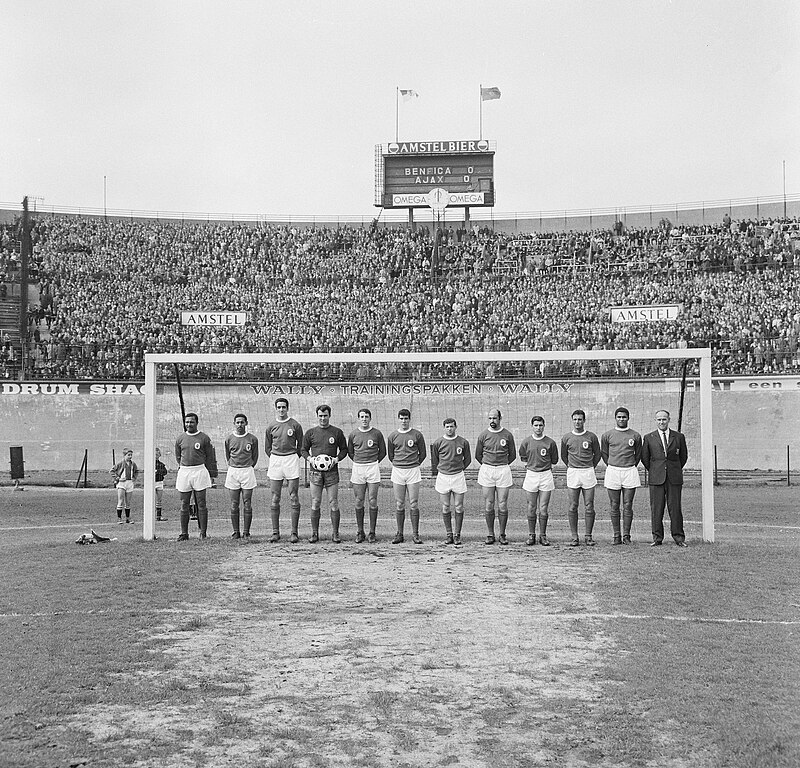 Sport Lisboa e Benfica, em Amesterdão, 1965.