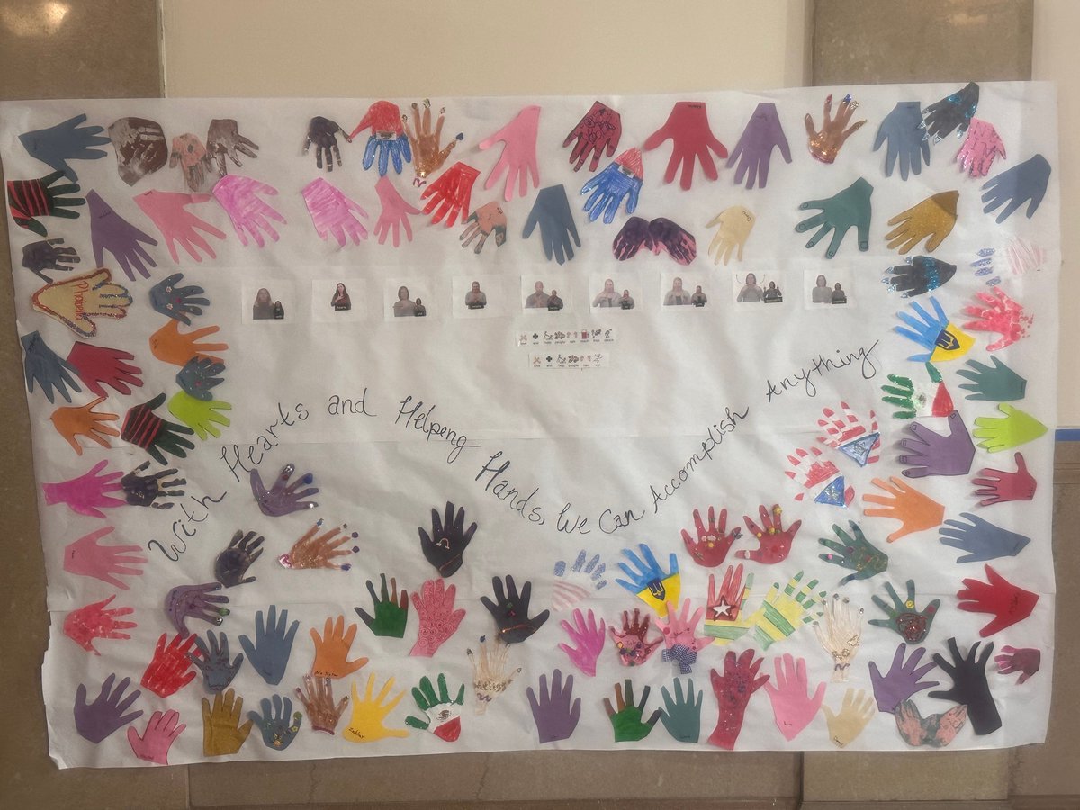 sfdesales's tweet photo. Celebrating SEL Week at SFDS! 💙💛 With hearts and helping hands, we can accomplish anything!
#SELWeek #DeafCommunity #SFDS https://t.co/29hvU53rBa