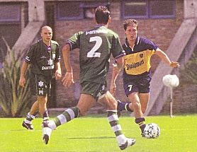 #UnDiaComoHoy en 1999 Boca goleó a Ferro 3-0 en la cancha de San Lorenzo. Goles: Palermo (2) y Guillermo Barros Schelotto historiadeboca.com.ar/partido/boca-3…