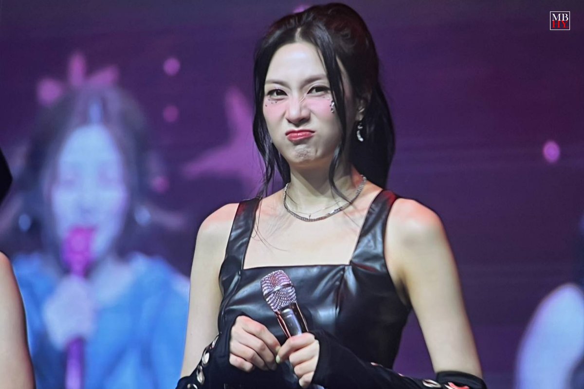 250307 Pink New Year in Hong Kong 프리뷰

<a href="/Apinkohy/">오하영</a> 왜 하영이는 예쁘게할수있고 또 귀엽도 할수있어요 ㅠ ㅠ

@Apink #에이핑크 @Hayoung #하영