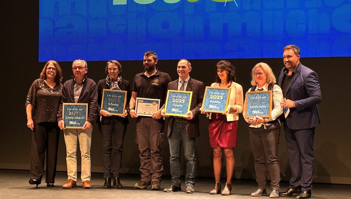 icipicardie's tweet image. Les lauréats des Trophées T'es d'min coin 2025 sont nos invités ces 8 et 9 mars dès 10h. Découvrez leur investissement en faveur de la langue picarde, au micro de Maxime Schneider et Françoise Desmaret. #langueregionale #picard #tesdmincoin
➡️ l.ici.fr/uTf
