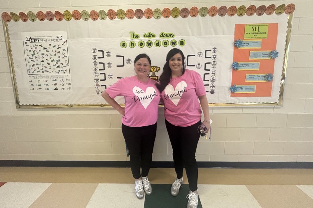 iteachwithheart's tweet photo. @NISD_SEB Huge SHOUT out to Glenoaks ES for embracing and promoting a fun week of SEL activities and fun!!! #SELday https://t.co/7ETuuNfT5o