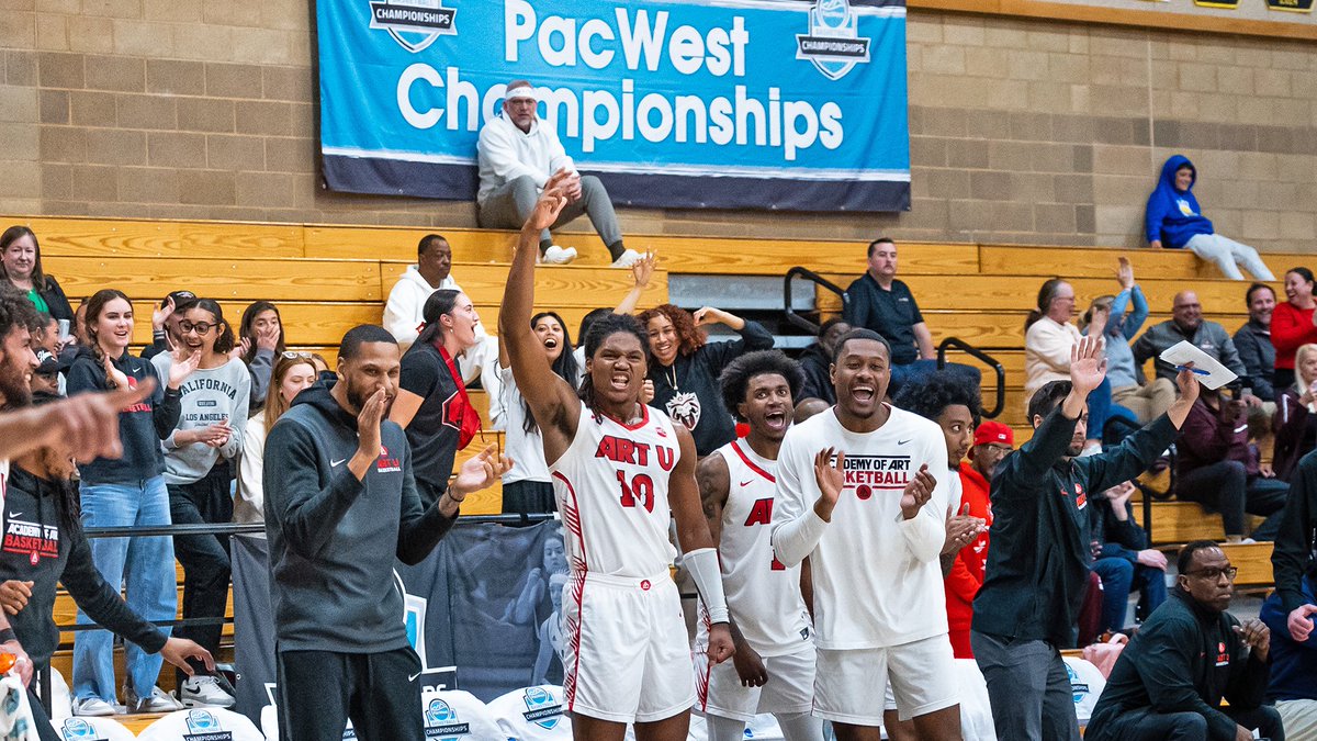 ART U Urban Knights tweet media