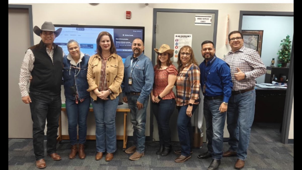DCarrasco_OP's tweet photo. M&amp;O working hard at the
#TeamSISD Ranch!!🤠👍🤠
#WesternDay2025 https://t.co/tmhWp0sx3A