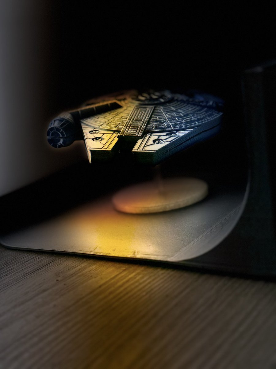 She’s the fastest hunk of junk in the galaxy. I know… you have always wanted to fly her. So go give the Falcon some ❤️ over on <a href="/Thangs3D/">Thangs</a> designed by <a href="/alext_3d/">AlexT</a> and printed in <a href="/Polymaker_3D/">Polymaker</a> on the <a href="/BambulabGlobal/">Bambu Lab</a> A1 Mini. Easy to download and print. thangs.com/leaderboard/ma…