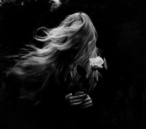 sʟᴏᴀɴᴇ ᴍᴀɪʀɪ - ᴘᴀʀᴏᴅʏ tweet media