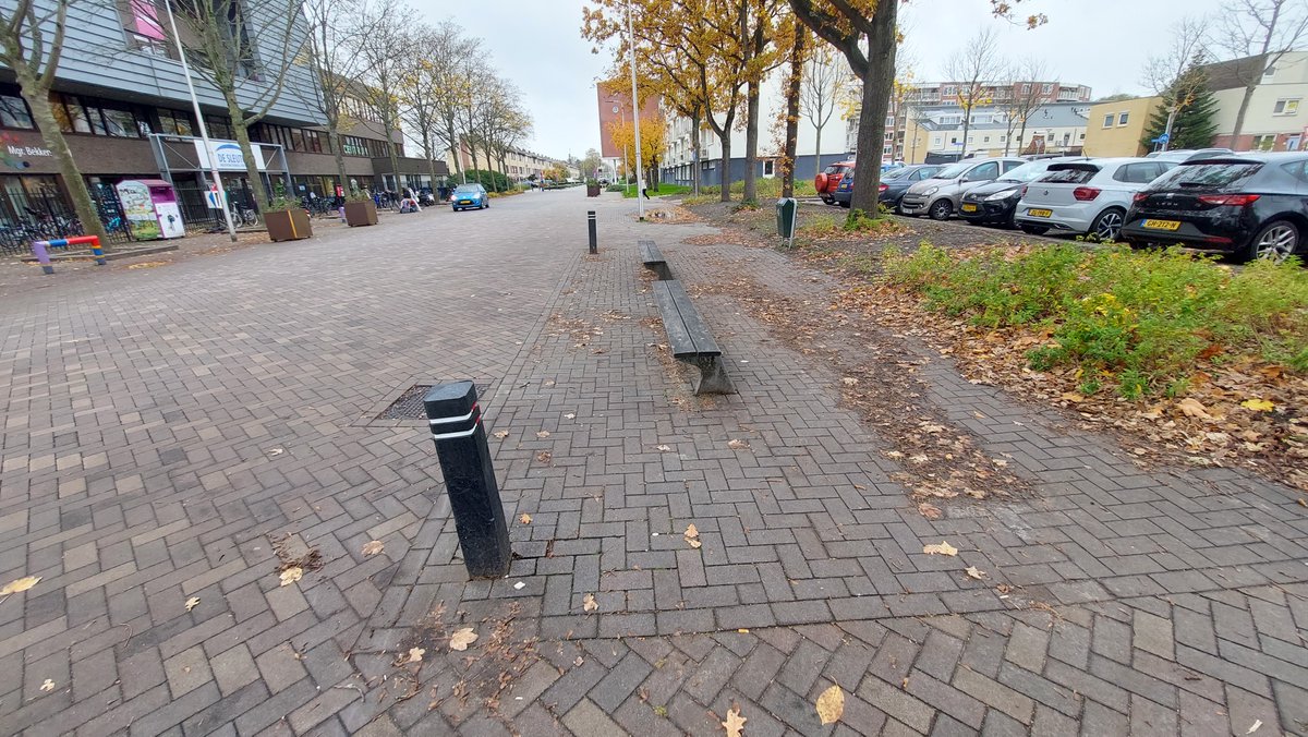 Vanwege werkzaamheden wordt de schoolzone op de Eikenlaan in Spijkenisse bij het multifunctioneel centrum De Sleutel in de week van 10 maart tot 18 april voor het verkeer gesloten. De Sleutel blijft wel bereikbaar voor voetgangers. De bus stopt tijdelijk niet op de Eikenlaan.
