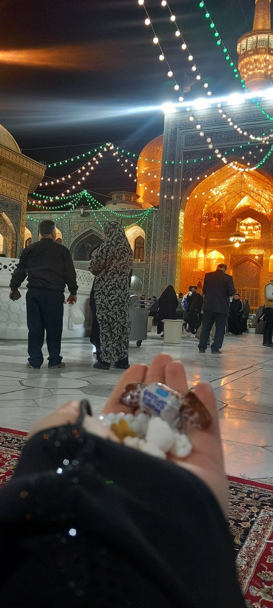 از حرم بابا رضا میخونمتون:)